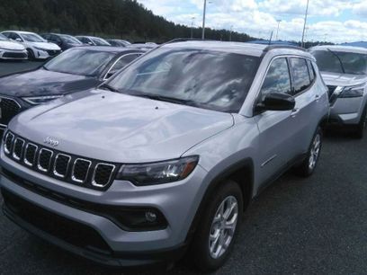 Used 2024 Jeep Compass Latitude