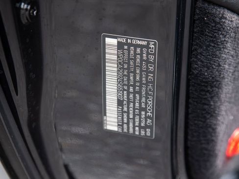 Used 2004 Porsche 911 Carrera 4S image 35