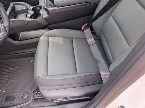 New 2027 GMC Terrain AT4 w/ Convenience Package III AWD/4WD image 21