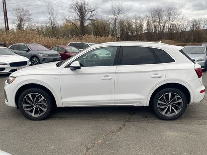 Used 2024 Audi Q5 2.0T Premium w/ Convenience Package
