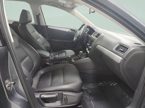 Used 2014 Volkswagen Jetta SE image 15