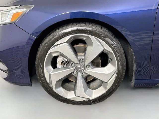 Used 2018 Honda Accord Touring image 37