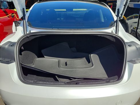 Used 2025 Tesla Model 3 Long Range image 30