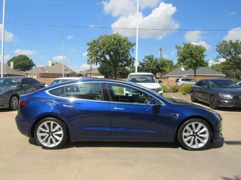 Used 2019 Tesla Model 3 Standard Range Plus image 5