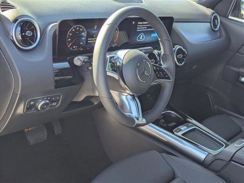 New 2026 Mercedes-Benz GLA 250 image 3