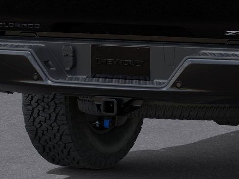 New 2026 Chevrolet Colorado ZR2 w/ Midnight Edition AWD/4WD image 14