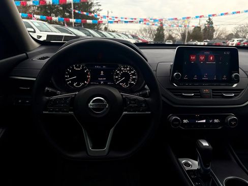 Used 2019 Nissan Altima 2.5 SV image 28