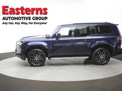 Used 2025 Lexus GX 550 w/ Accessory Package (2T) AWD/4WD image 63