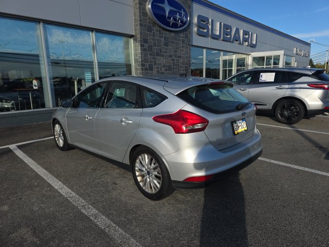 Used 2015 Ford Focus Titanium w/ Titanium Cold Weather Package FWD image 3