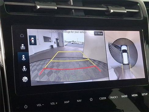 Used 2022 Hyundai Tucson Limited w/ Winter Package image 4