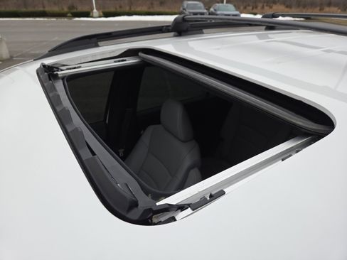 Used 2023 Honda Passport EX-L image 4