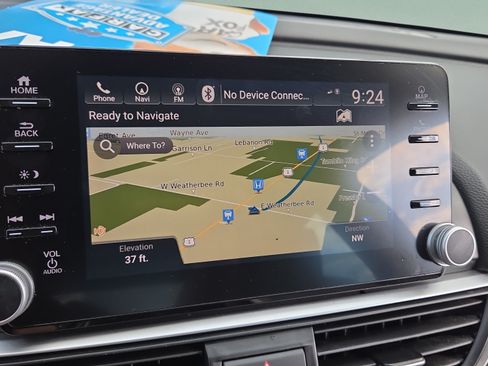 Used 2018 Honda Accord Touring image 26