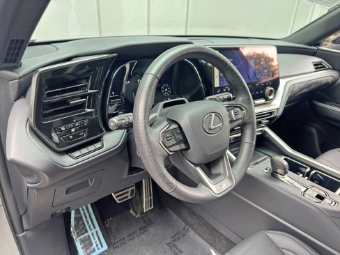 Used 2025 Lexus TX 350 AWD w/ Technology Package image 14