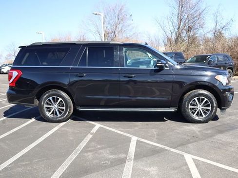 Used 2021 Ford Expedition Max XLT image 4