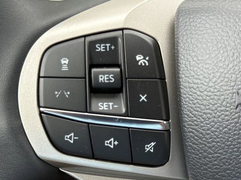 New 2026 Ford Explorer Active image 26