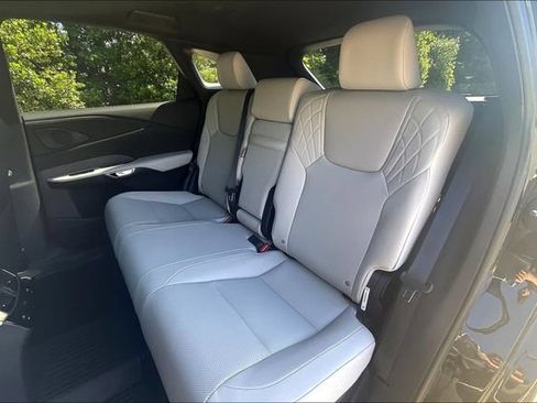 Used 2023 Lexus RX 350 Premium w/ Accessory Package AWD/4WD image 22