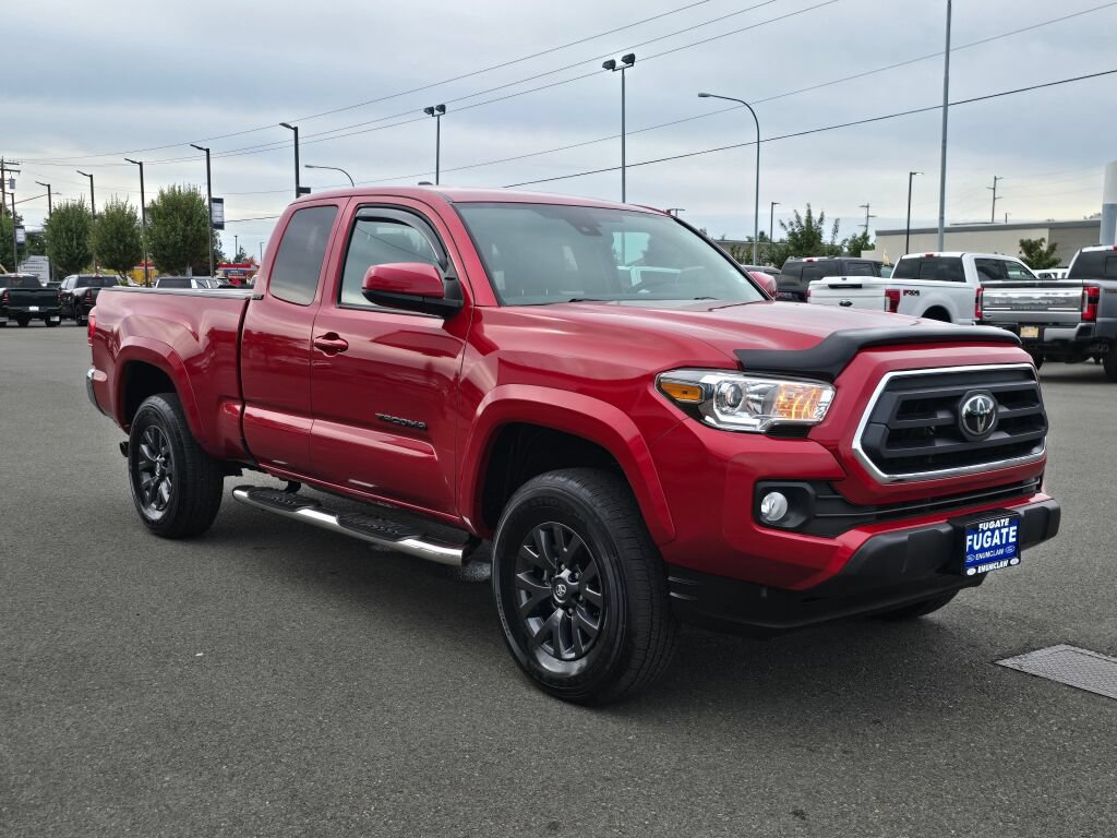 Used 2021 Toyota Tacoma SR5 AWD/4WD image 4