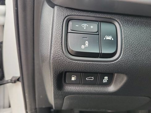 Used 2020 Kia Optima LX FWD image 23