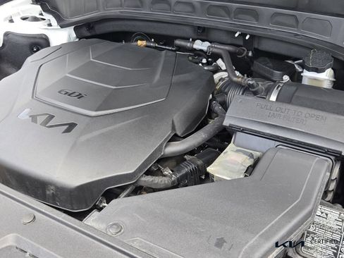 Certified 2024 Kia Telluride EX w/ EX Captain's Chair Package FWD image 20