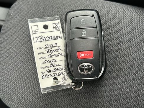 Used 2023 Toyota Corolla Cross LE w/ Moonroof Package AWD/4WD image 36
