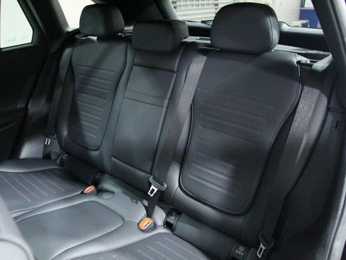 Certified 2026 Mercedes-Benz GLC 300 4MATIC image 29