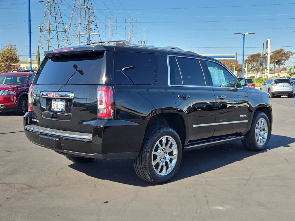 Certified 2017 GMC Yukon Denali w/ Open Road Package AWD/4WD image 31