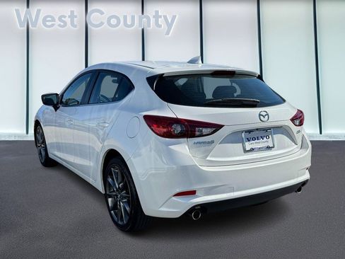 Used 2018 MAZDA MAZDA3 Touring image 7