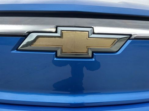 New 2025 Chevrolet Silverado EV LT image 32