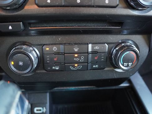 Used 2018 Ford F150 XLT w/ Equipment Group 302A Luxury image 6