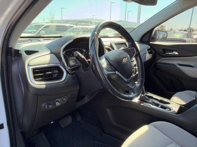 Used 2020 Chevrolet Equinox LT FWD image 9