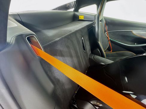 New 2026 McLaren Artura RWD image 25