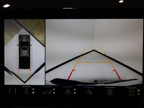 Certified 2024 Chevrolet Silverado 2500 LTZ w/ LTZ Premium Package image 14