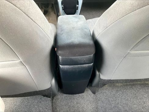 Used 2015 Toyota Prius Two FWD image 10