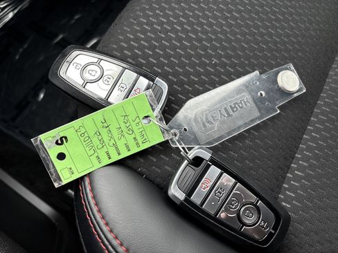 Used 2025 Ford Escape ST-Line Select image 31