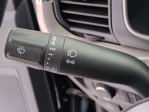 Certified 2021 Ford F150 XLT w/ Equipment Group 302A High image 30