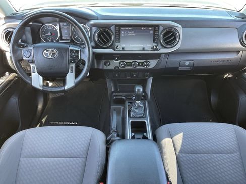 Used 2021 Toyota Tacoma SR5 RWD image 16