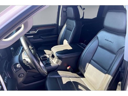 Used 2024 GMC Sierra 1500 Denali w/ Denali Reserve Package AWD/4WD image 19