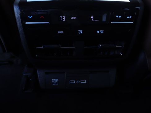 Used 2024 Acura MDX SH-AWD w/ Technology Package image 23
