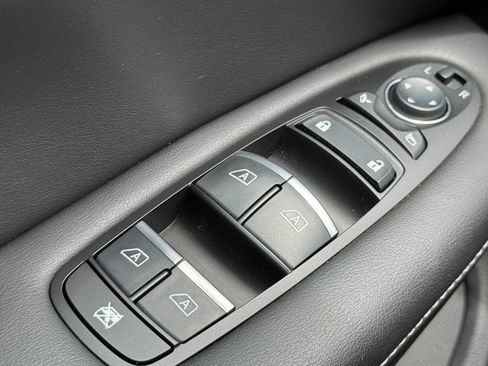 Used 2024 INFINITI QX55 Luxe image 24