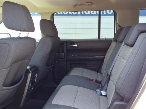 Used 2009 Ford Flex SE FWD image 8