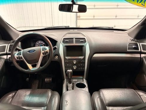 Used 2012 Ford Explorer XLT AWD/4WD image 14