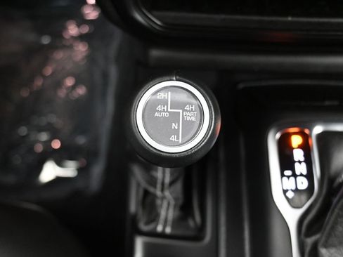 Used 2021 Jeep Wrangler Unlimited Sahara w/ Cold Weather Group image 28