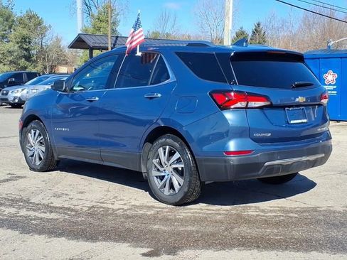 Used 2024 Chevrolet Equinox Premier image 3