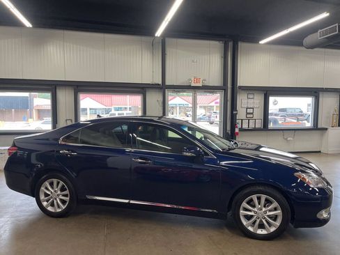 Used 2011 Lexus ES 350 FWD image 17
