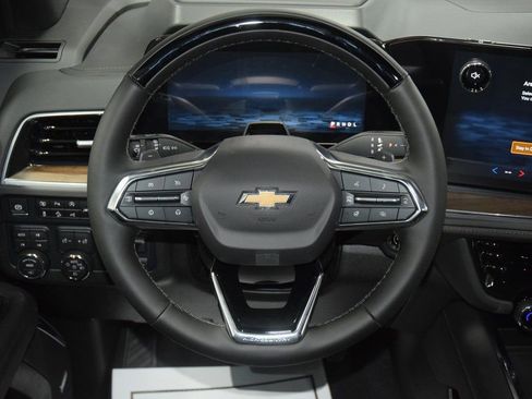 New 2026 Chevrolet Tahoe High Country AWD/4WD image 36