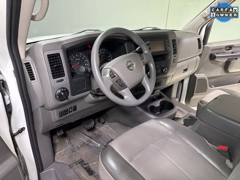 Used 2019 Nissan NV 3500 SV w/ Navigation Package image 7