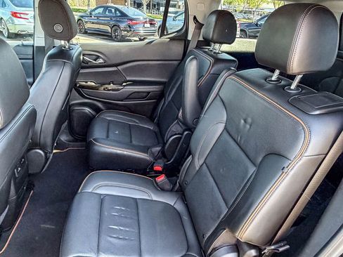 Used 2023 GMC Acadia AT4 AWD/4WD image 44
