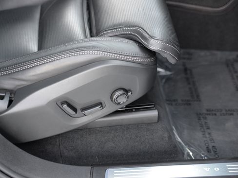 Used 2021 Volvo XC90 T6 Inscription w/ Protection Package Premier image 15