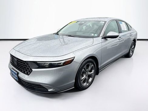 Certified 2023 Honda Accord EX image 3