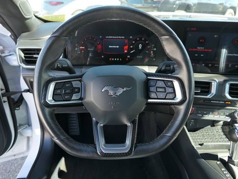 Used 2024 Ford Mustang Premium image 16